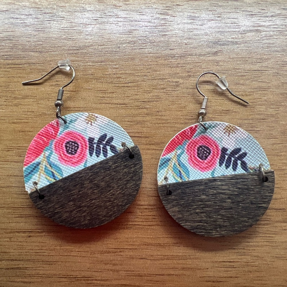 dangle earrings